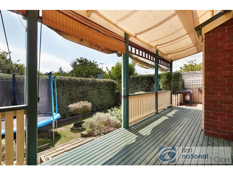 15 Armstrong Avenue, Drouin VIC 3818