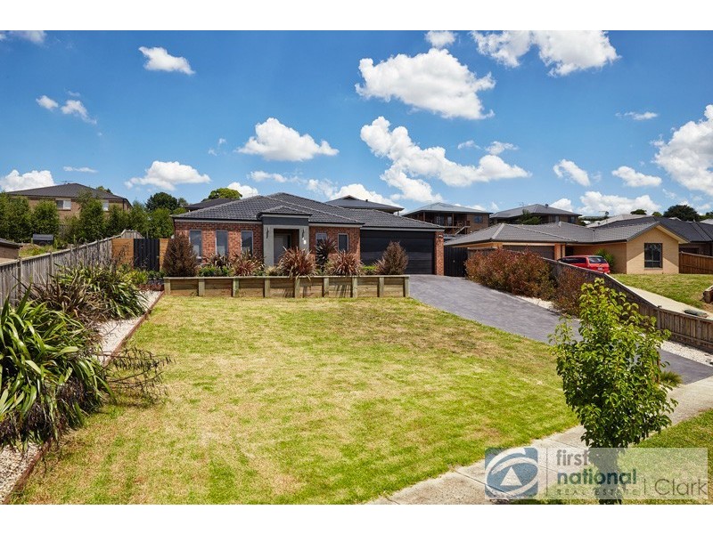 45 Grange Crescent, Warragul VIC 3820