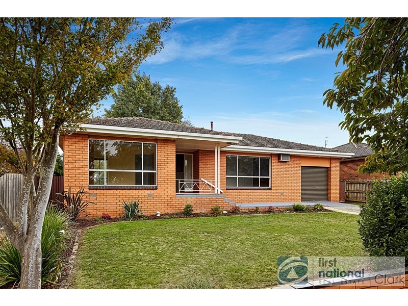 15 Rangeview Street, Warragul VIC 3820