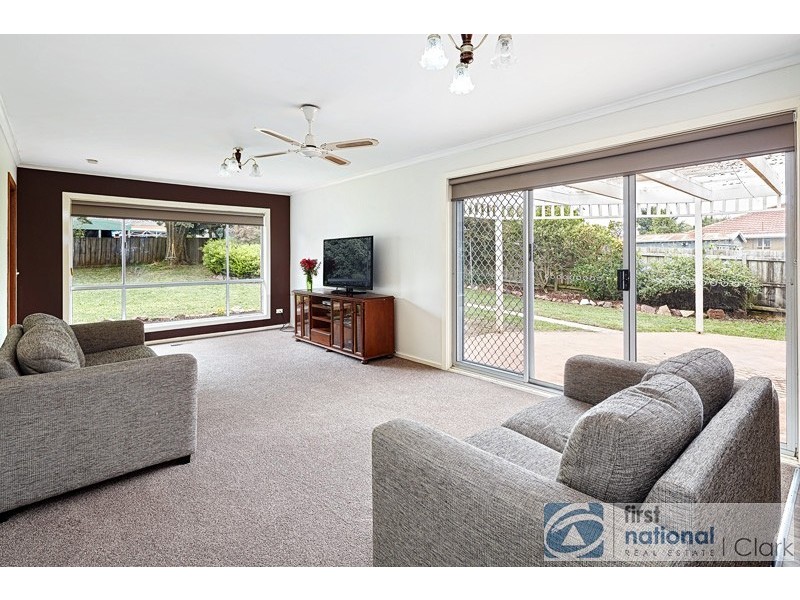 15 Rangeview Street, Warragul VIC 3820