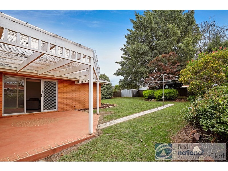 15 Rangeview Street, Warragul VIC 3820
