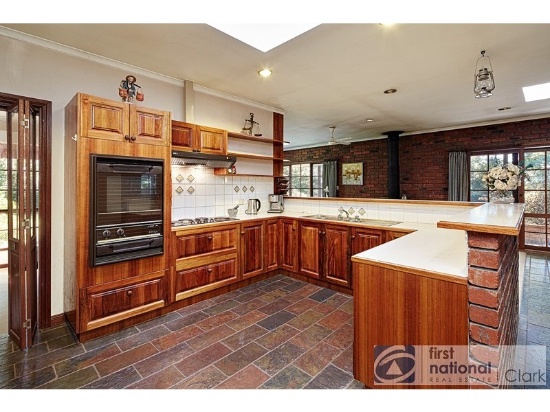6 Bellamy Close, Warragul VIC 3820