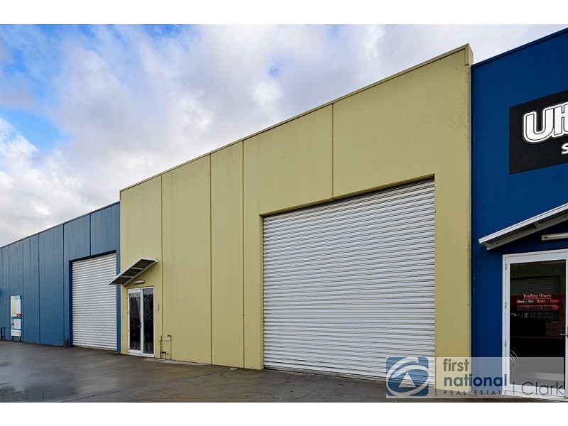 8/11 Pearse Street, Warragul VIC 3820