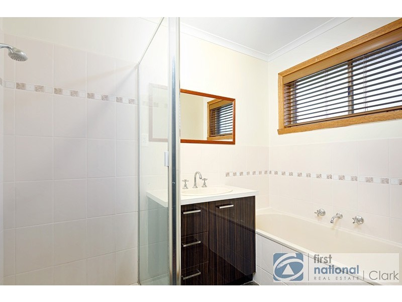 9 Montgomery Street, Warragul VIC 3820