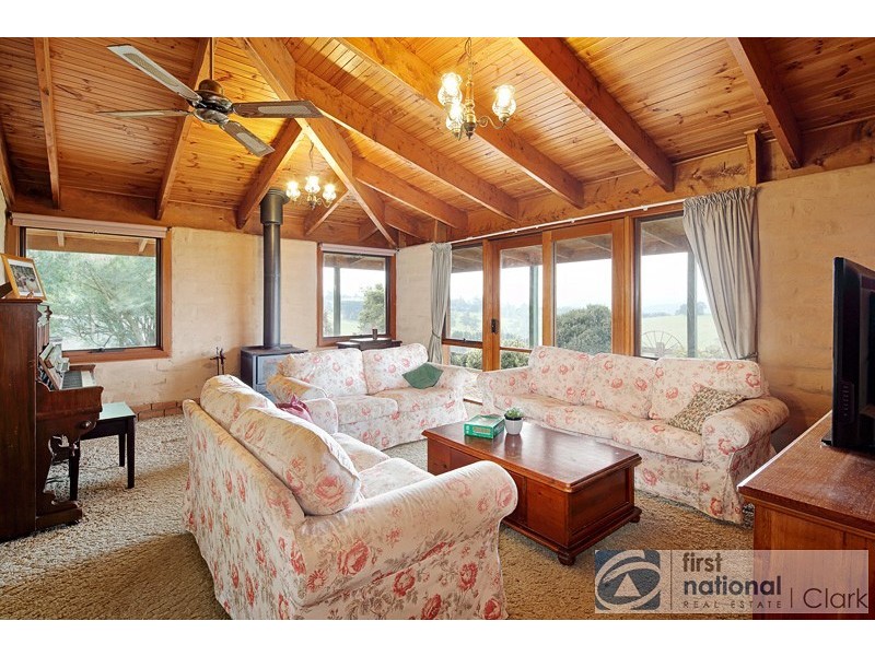 100 Shearn Road, Jindivick VIC 3818