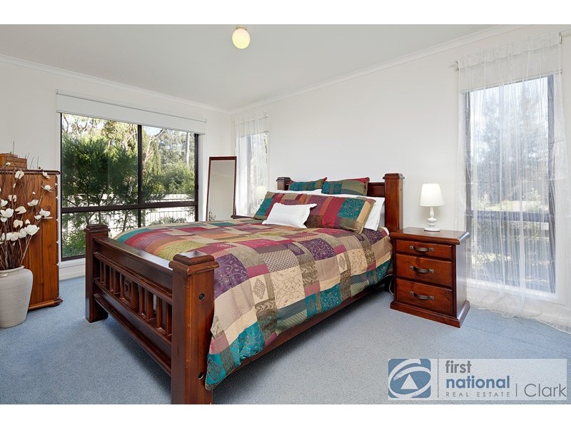 24 Boronia Street, Drouin VIC 3818