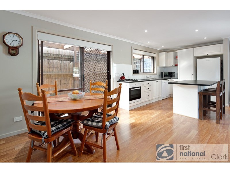 24 Boronia Street, Drouin VIC 3818