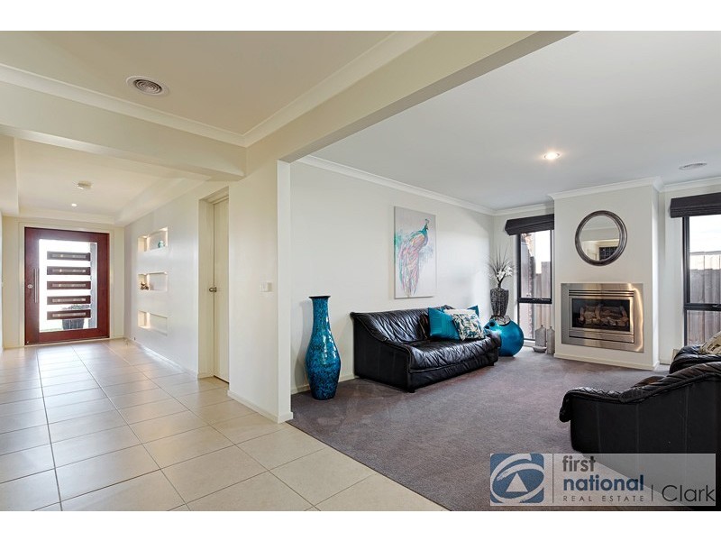 17 Todman Street, Drouin VIC 3818