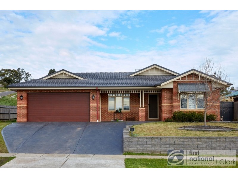 9 Chiswick Crescent, Drouin VIC 3818
