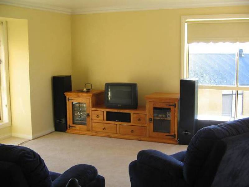 12 Nicolas COURT, Warragul VIC 3820