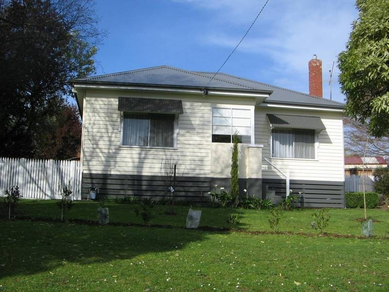 4 Hunter Crescent, Warragul VIC 3820