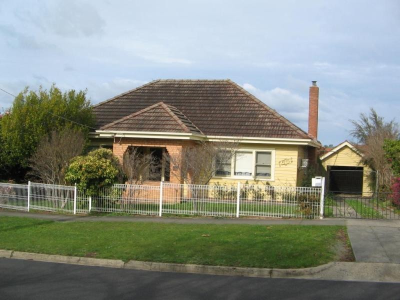 50 Clifford Street, Warragul VIC 3820
