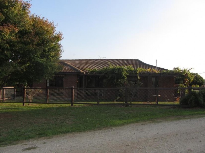 1250 Jacksons Track, Jindivick VIC 3818