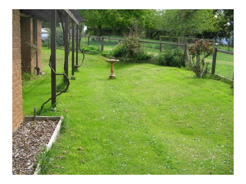 1250 Jacksons Track, Jindivick VIC 3818