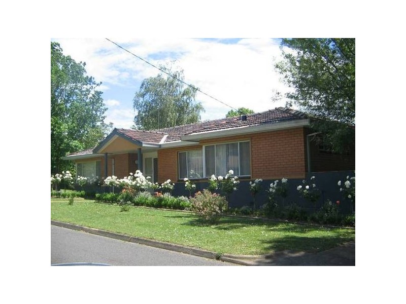 11 Edgerton Street, Warragul VIC 3820