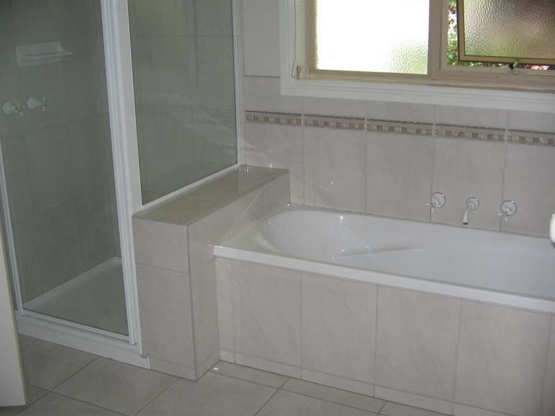 2/18 Montrose Street, Warragul VIC 3820