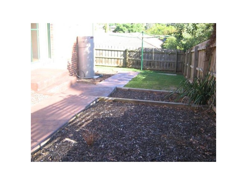 2/19 Montgomery Street, Warragul VIC 3820