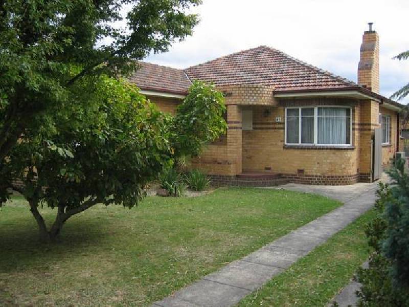 45 Peace Ave, Warragul VIC 3820