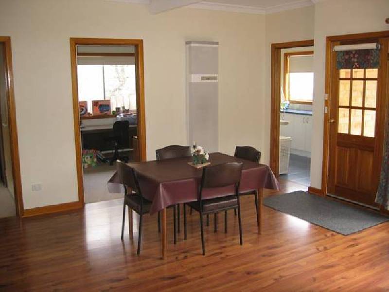 45 Peace Ave, Warragul VIC 3820