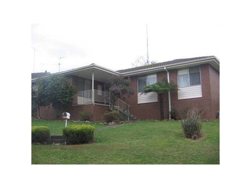 7 Boanyoo Street, Drouin VIC 3818