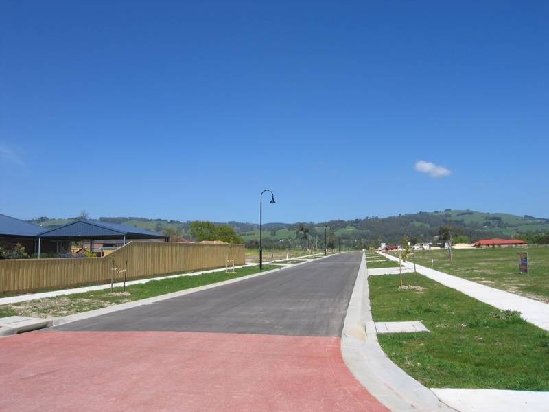 Thomas Weston Court Estate, Yarragon VIC 3823