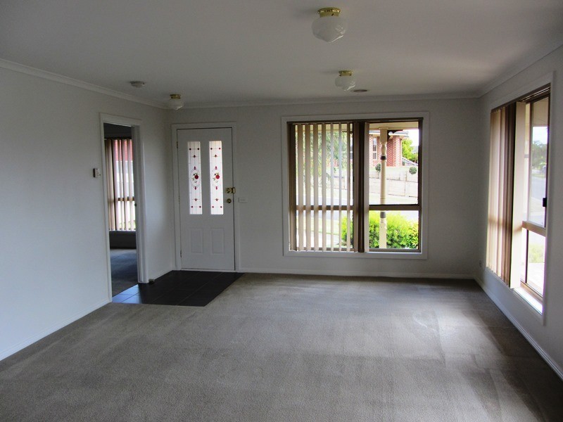 1 Domain Court, Warragul VIC 3820