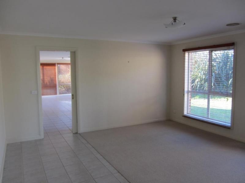 8 Neerim Rail Drive, Warragul VIC 3820