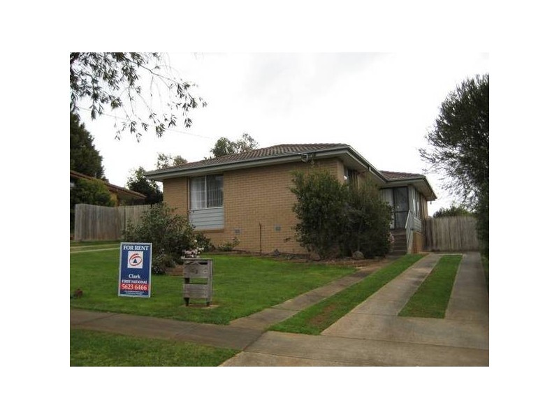 33 North Road, Warragul VIC 3820