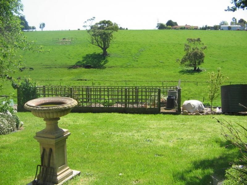 2 Silbys Road,, Darnum VIC 3822