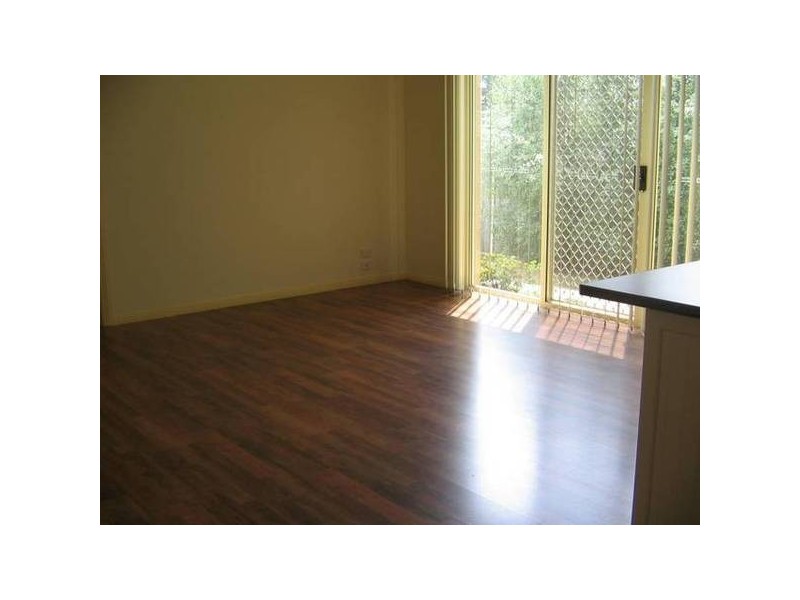 4 Rees Close, Drouin VIC 3818