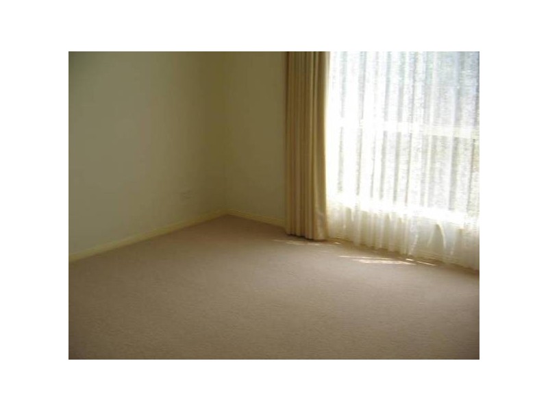 4 Rees Close, Drouin VIC 3818