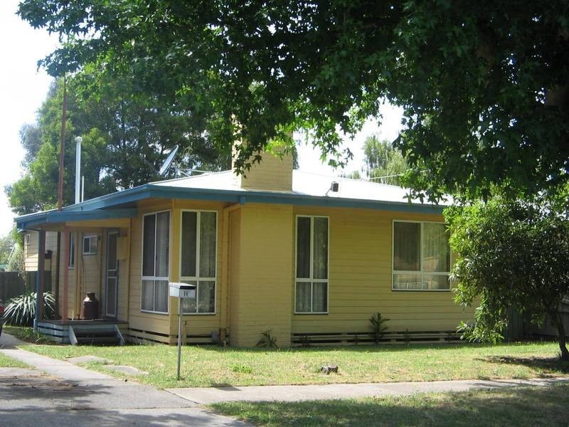 16 George Street, Warragul VIC 3820