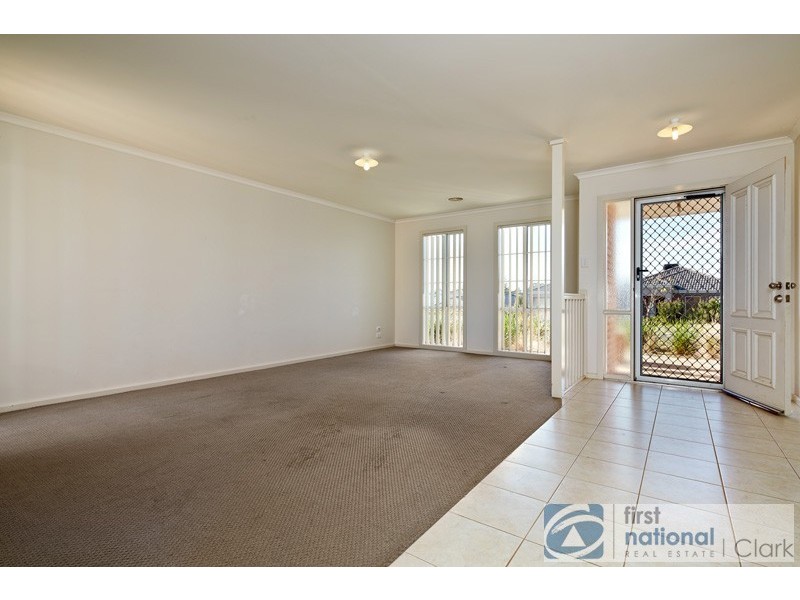 6 Oxley Place, Warragul VIC 3820
