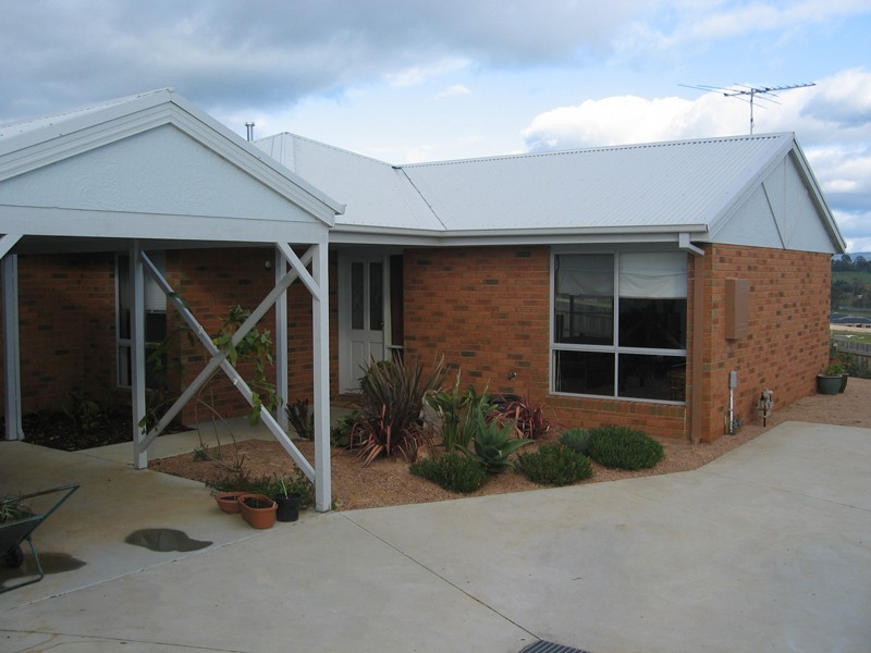 2/298 Sutton Street, Warragul VIC 3820