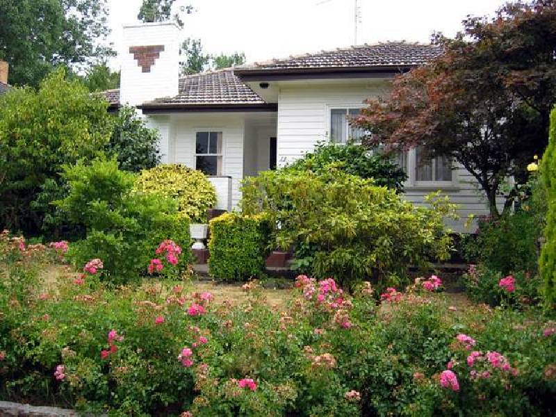 13 Windsor Avenue, Warragul VIC 3820