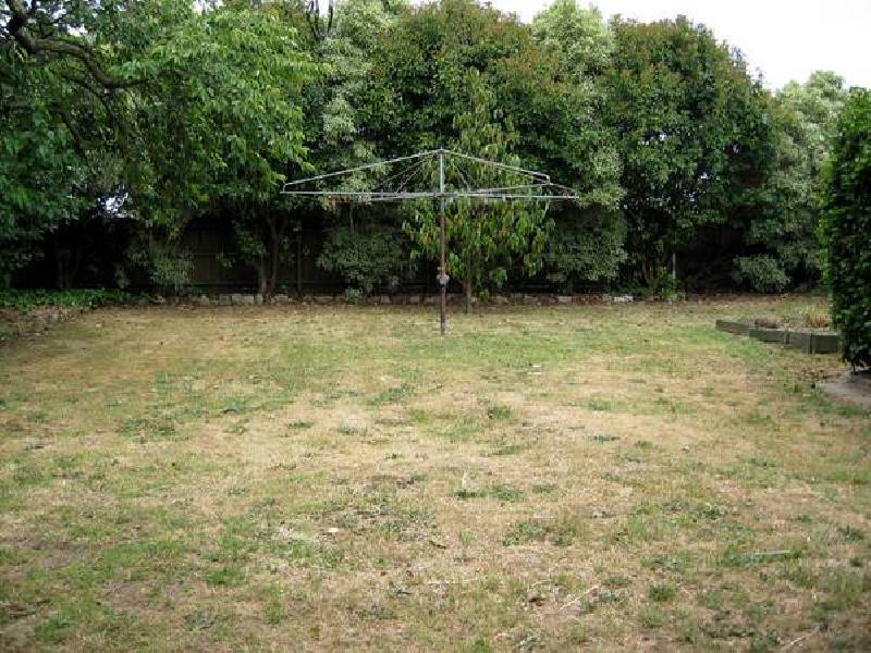 13 Windsor Avenue, Warragul VIC 3820