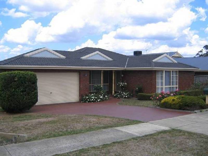 46 Outlook Drive, Drouin VIC 3818