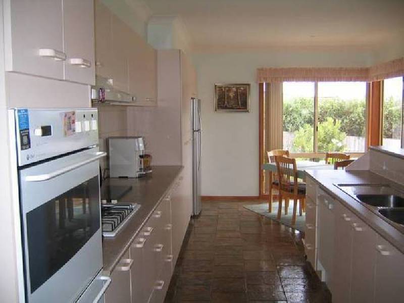 46 Outlook Drive, Drouin VIC 3818