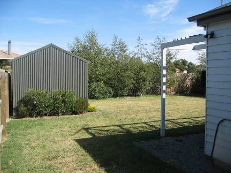 15 Loch Street, Yarragon VIC 3823