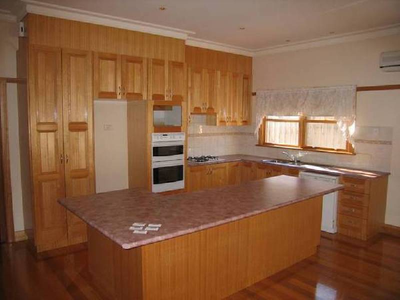 36 Peace Avenue, Warragul VIC 3820