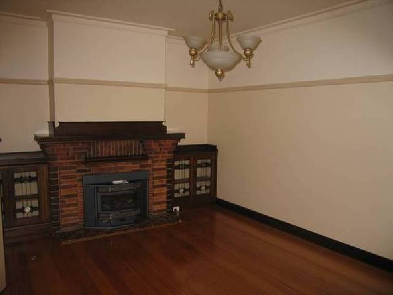 36 Peace Avenue, Warragul VIC 3820
