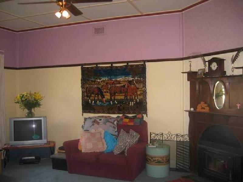 22 Cemetery Road, Yarragon VIC 3823