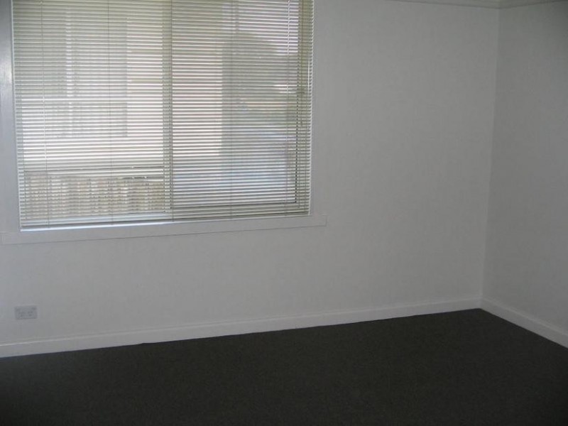 8 Burton Street, Warragul VIC 3820