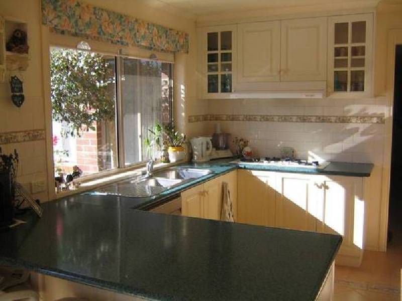 29 Outlook Drive, Drouin VIC 3818