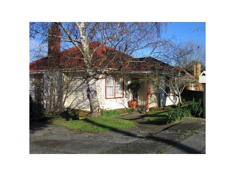 6 Windsor Avenue, Warragul VIC 3820