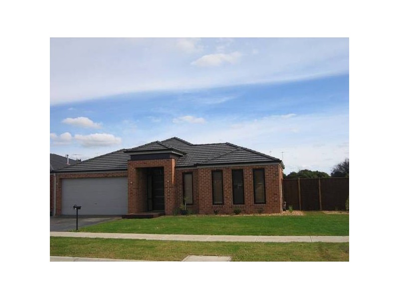 33 Hardy Drive, Trafalgar VIC 3824