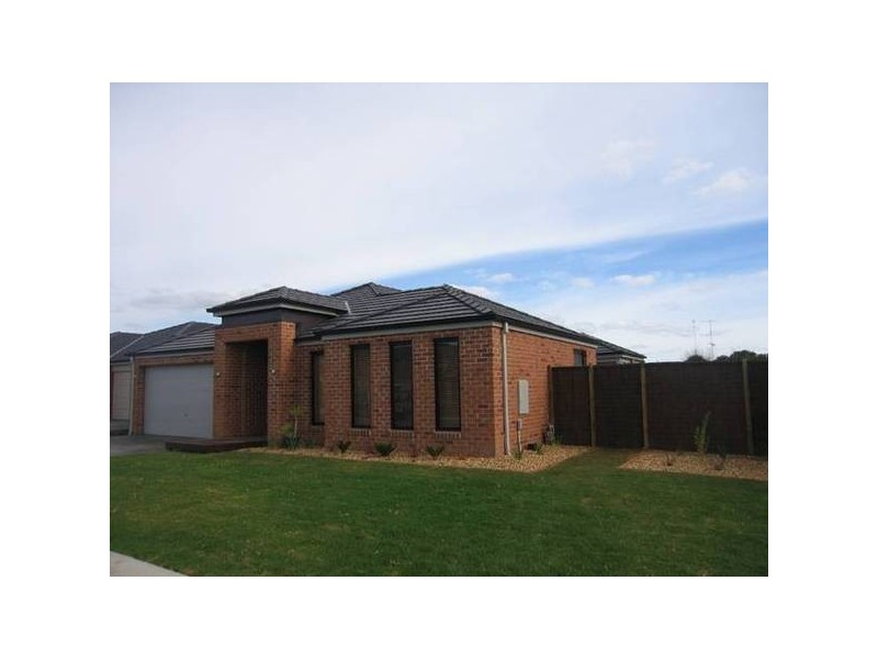 33 Hardy Drive, Trafalgar VIC 3824