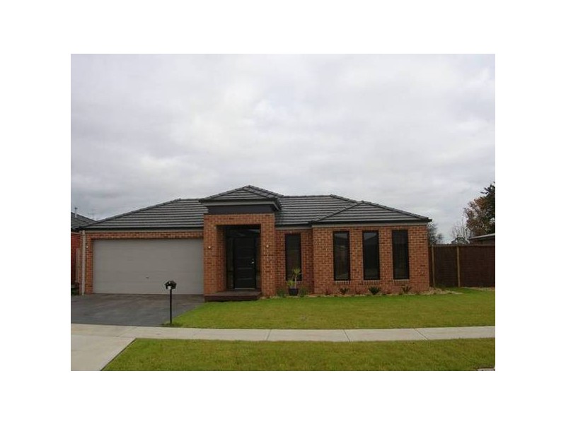33 Hardy Drive, Trafalgar VIC 3824