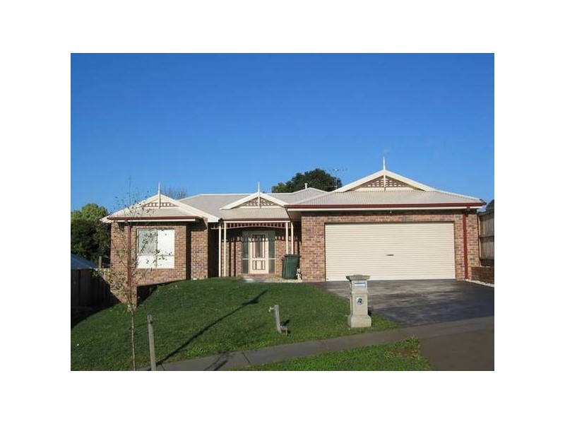 2 Kewell Court, Warragul VIC 3820
