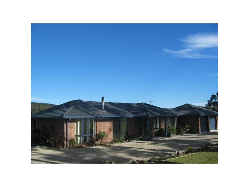 19 Waratah Way, Trafalgar VIC 3824